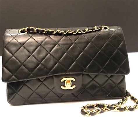 255 chanel prezzo|chanel 2.55 vintage shop online.